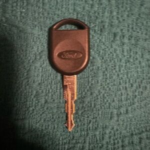 Ford Black Key with Metal Blade